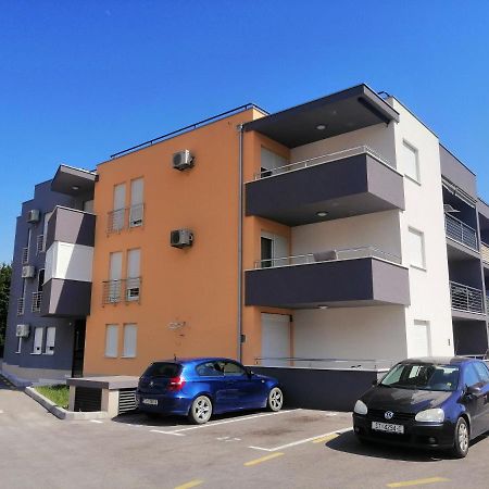 Luxury apartment Queen Solin Extérieur photo
